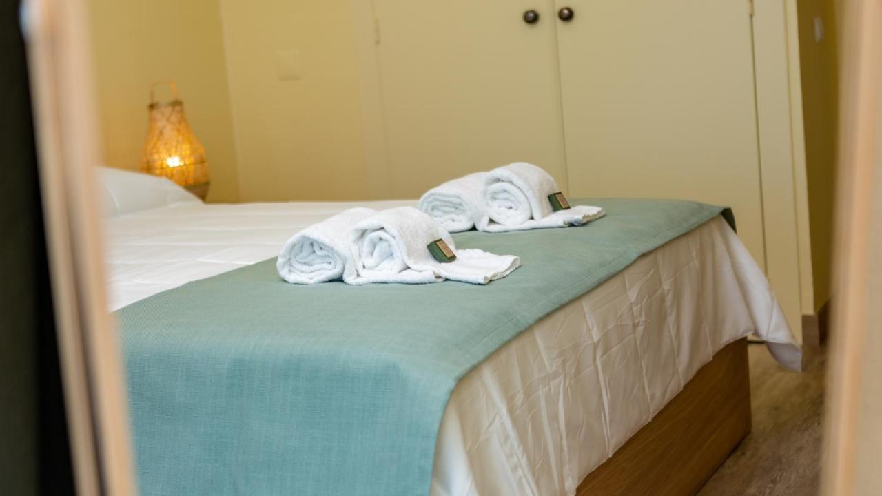 Divine Marina Apartment W/ Pool & Garden By Lovelystay Quarteira Eksteriør bilde